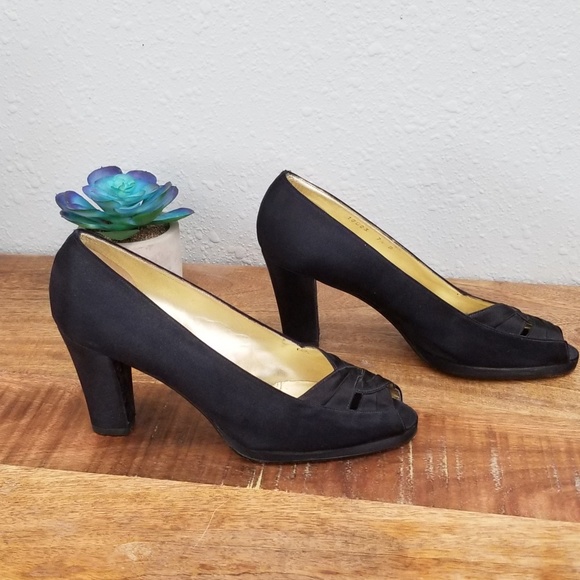 NWOT Vintage Bottega Veneta Peep Toe Satin Heels - Picture 3 of 7